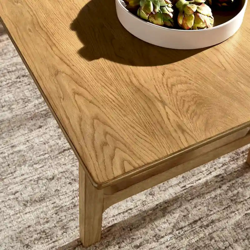 Scandinavian-Style Rubberwood Dining Table in Light Oak Finish